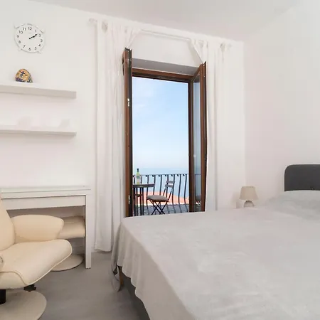 Breathtaking Sea View On Sorrento Coast With Sunset Terrace & Parking Casa vacanze Massa Lubrense
