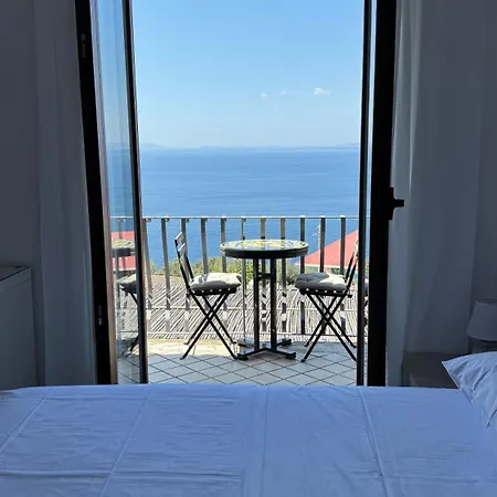 Casa vacanze Breathtaking Sea View On Sorrento Coast With Sunset Terrace & Parking *